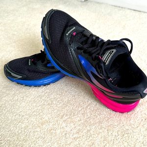 Brooks Launch 4 Sneakers 👟